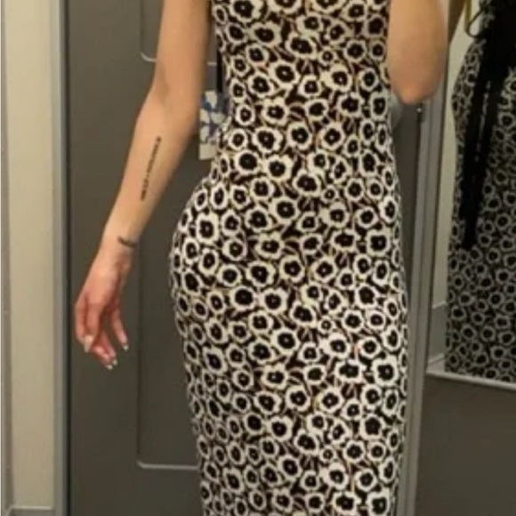 Diane Von Furstenberg Black and White Floral Dress - Picture 11 of 11